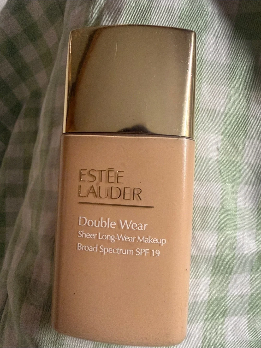 Estee Lauder Double Wear Sheer Foundation - Warm Tan with Gold Cap shade 2w1